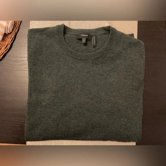 Theory Crewneck Size M